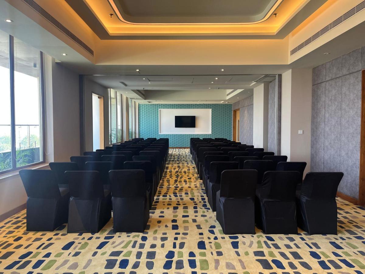 Ramada Encore By Wyndham Amritsar Airport Εξωτερικό φωτογραφία