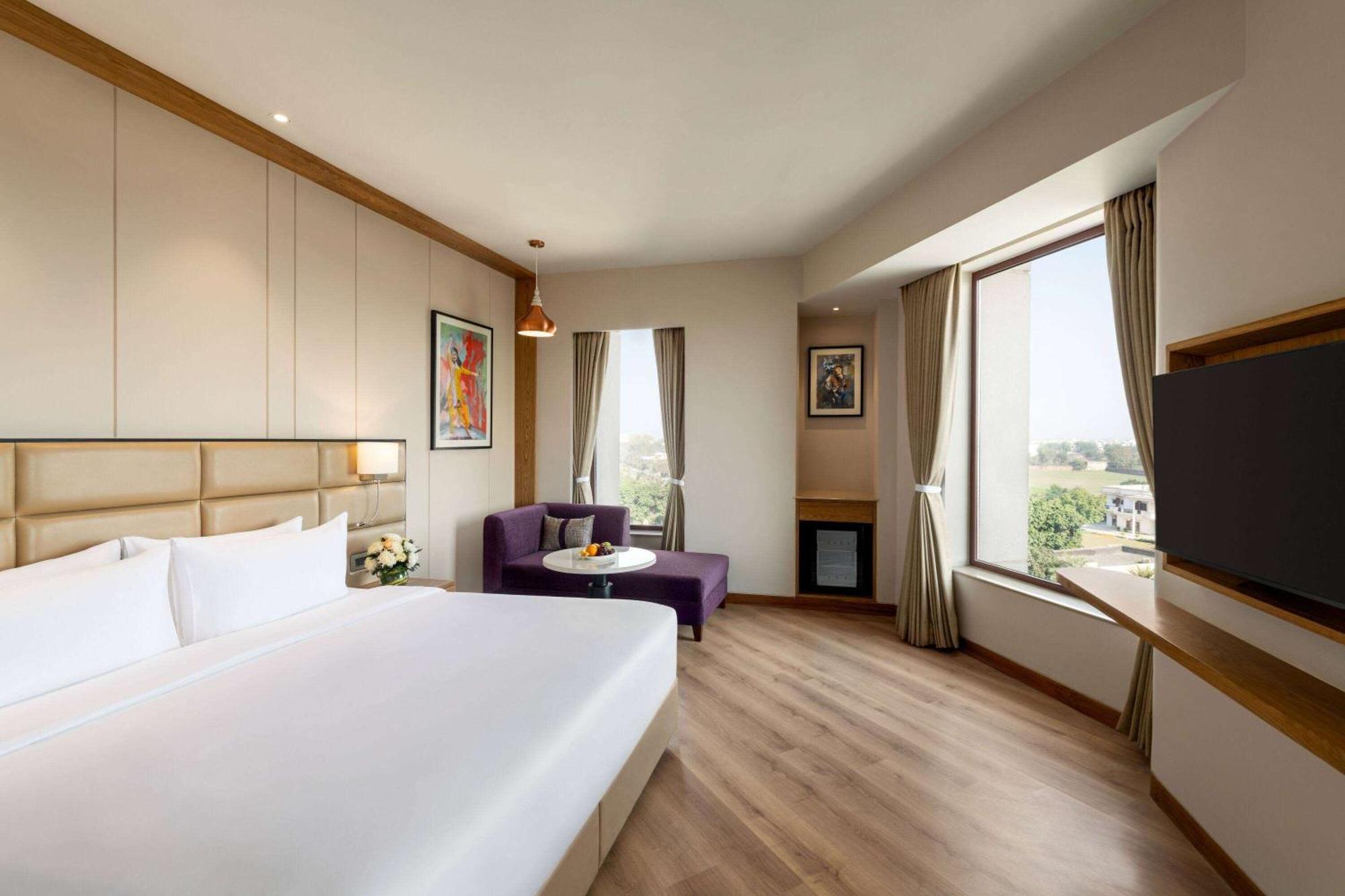 Ramada Encore By Wyndham Amritsar Airport Εξωτερικό φωτογραφία