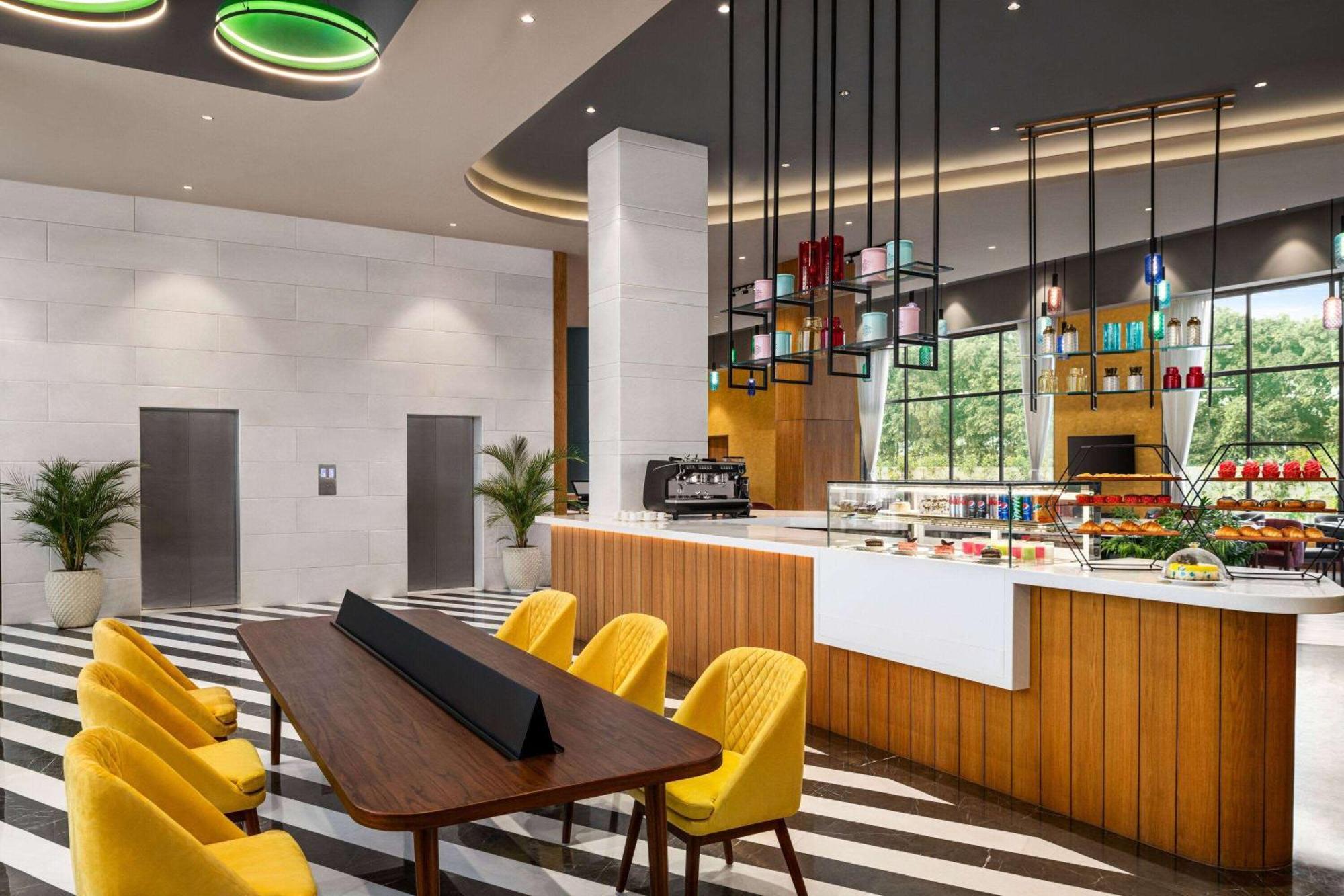 Ramada Encore By Wyndham Amritsar Airport Εξωτερικό φωτογραφία